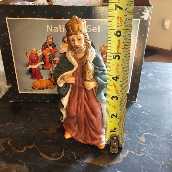 11 piece hand painted ceramic Nativity Scene Christmas Jesus - Picture 14 of 14